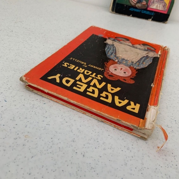 Vintage 1950s Raggedy Ann and Raggedy Andy Stories Children's Books. - Picture 5 of 15